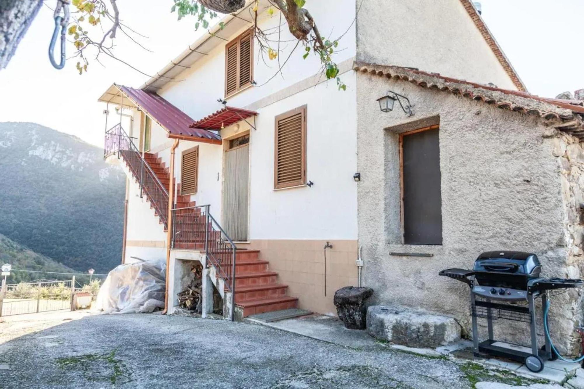 Вілла Charming House In Laurino With Mountain View Екстер'єр фото